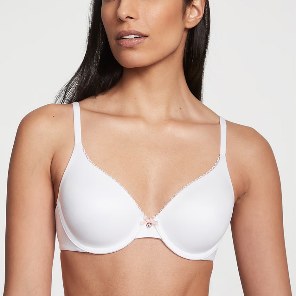 Victoria’s Secret set of 2 bras
